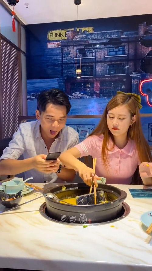 吃瓜群众变成了主角小说,从旁观者到主角的奇幻旅程